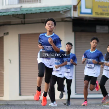 Runner Photo 3466104
