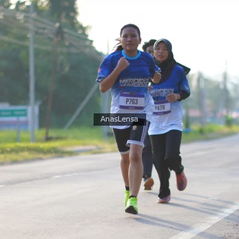 Runner Photo 3466122