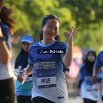 Runner Photo 3466129