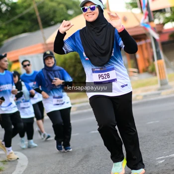Runner Photo 3466130