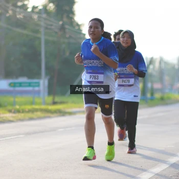 Runner Photo 3466134