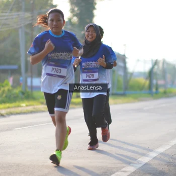 Runner Photo 3466135