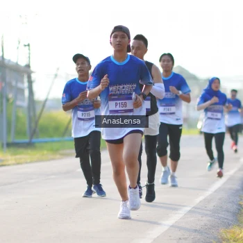 Runner Photo 3466170