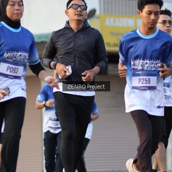 Runner Photo 3466205