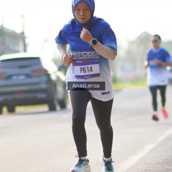 Runner Photo 3466236