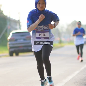 Runner Photo 3466245