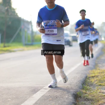 Runner Photo 3466317