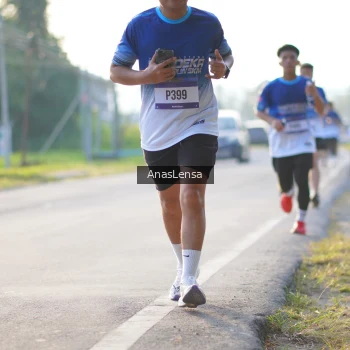 Runner Photo 3466319