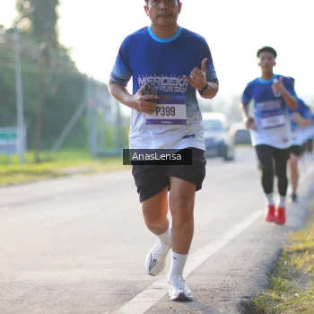 Runner Photo 3466323