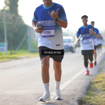 Runner Photo 3466324