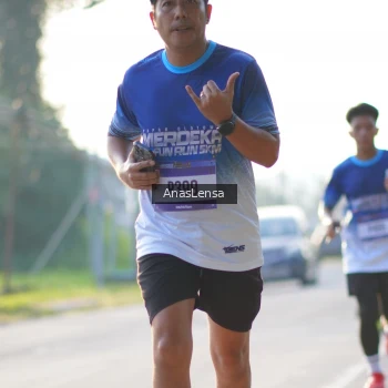Runner Photo 3466326