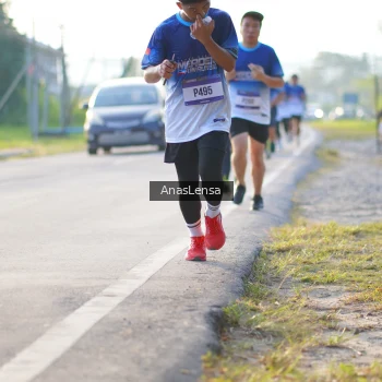 Runner Photo 3466330