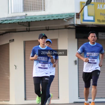 Runner Photo 3466334