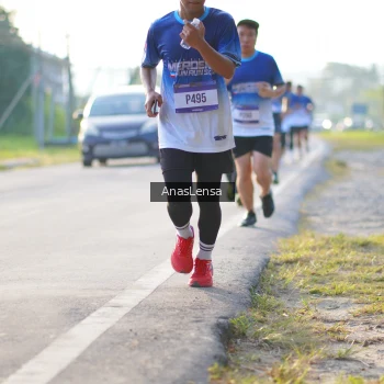 Runner Photo 3466344