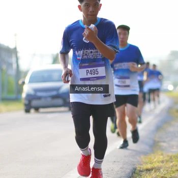 Runner Photo 3466345