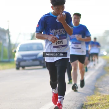 Runner Photo 3466348