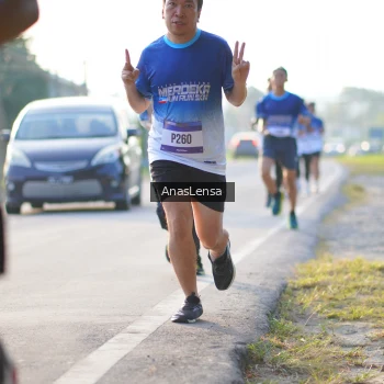 Runner Photo 3466373