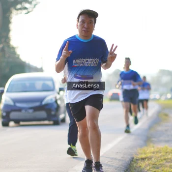 Runner Photo 3466384