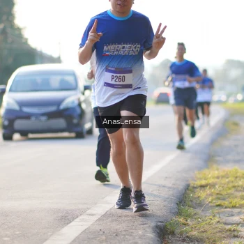 Runner Photo 3466385