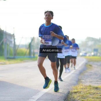 Runner Photo 3466395