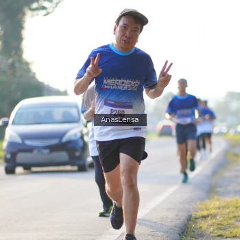 Runner Photo 3466397