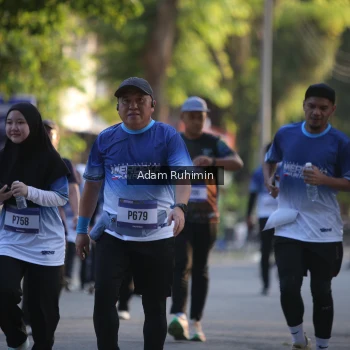 Runner Photo 3466415