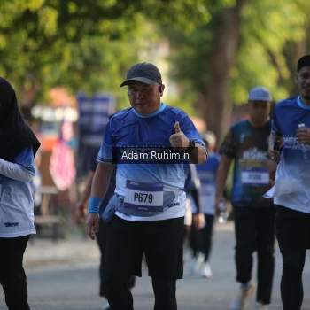 Runner Photo 3466416