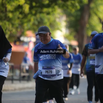 Runner Photo 3466419