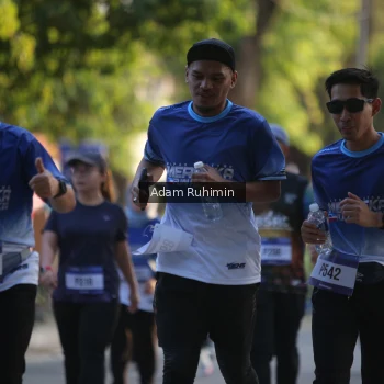 Runner Photo 3466421