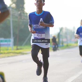 Runner Photo 3466426