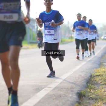 Runner Photo 3466427
