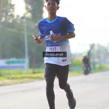 Runner Photo 3466432