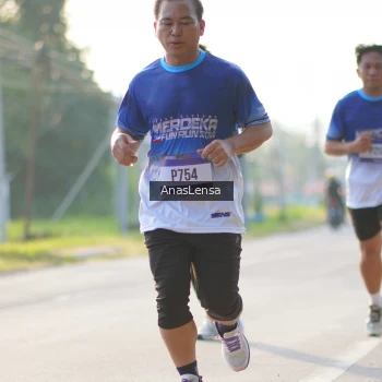 Runner Photo 3466469