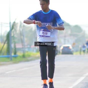 Runner Photo 3466489