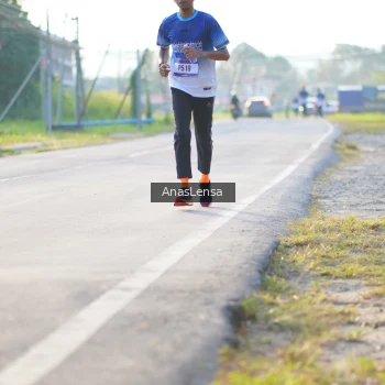 Runner Photo 3466498