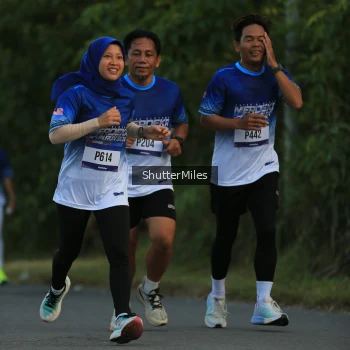 Runner Photo 3466516