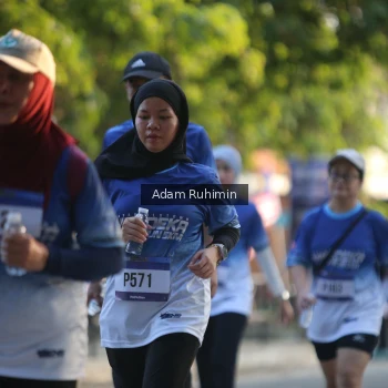 Runner Photo 3466530