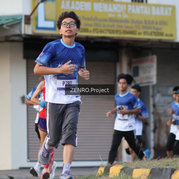 Runner Photo 3466535