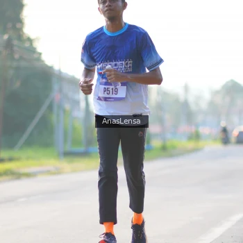Runner Photo 3466539