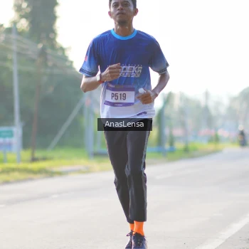 Runner Photo 3466541