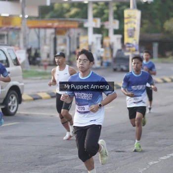 Runner Photo 3466553