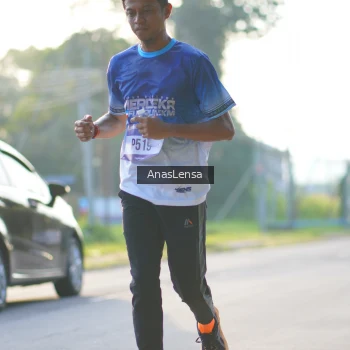 Runner Photo 3466581