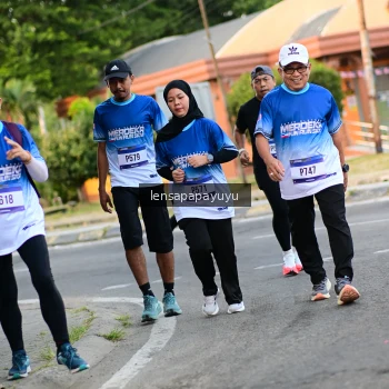 Runner Photo 3466585