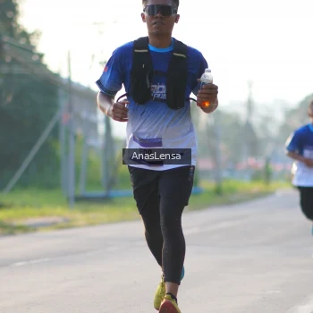 Runner Photo 3466588