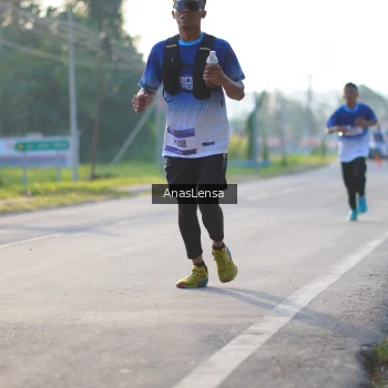 Runner Photo 3466601