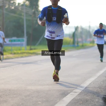 Runner Photo 3466604
