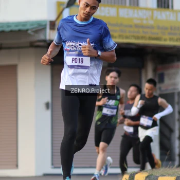 Runner Photo 3466613