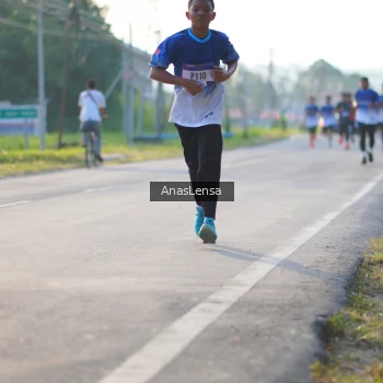 Runner Photo 3466627