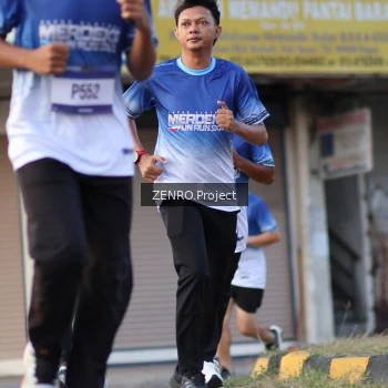 Runner Photo 3466654