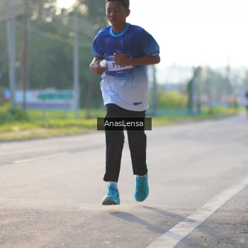 Runner Photo 3466657
